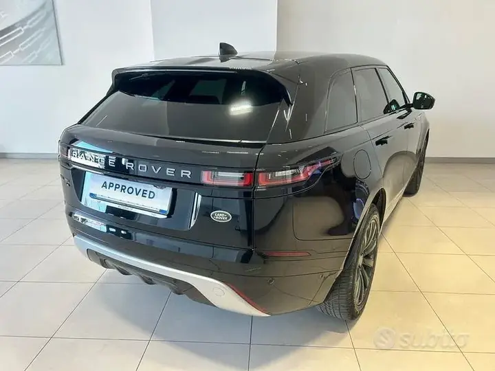 Land Rover Velar 2021 photo 2