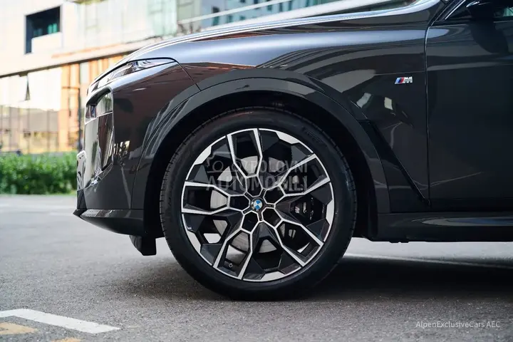 BMW X7 2026 photo 4