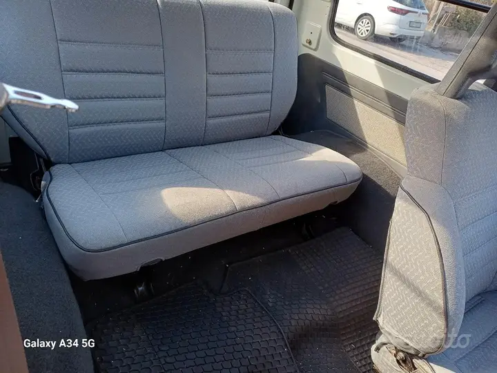 Suzuki Samurai 1985 photo 5