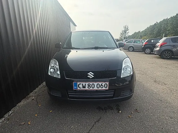 Suzuki Swift 2006 photo 2