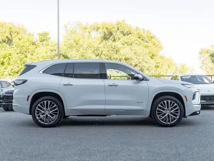 Buick Enclave 2026 photo 3