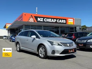 Toyota Avensis 2013 photo 2