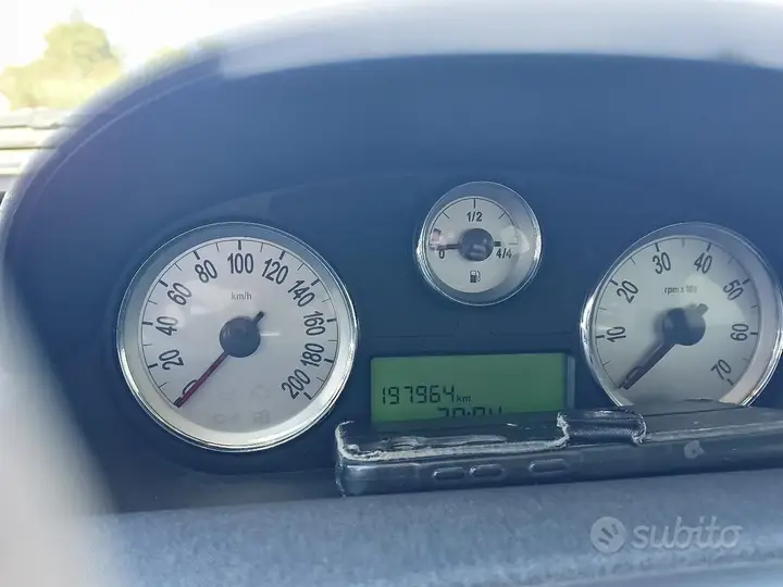 Lancia Ypsilon 2011 photo 2