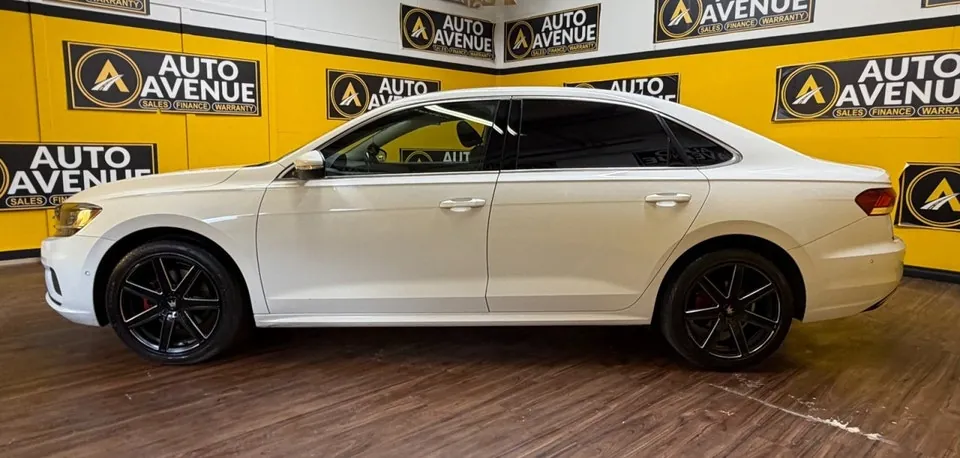 Volkswagen Passat 2020 photo 2