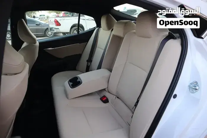 Toyota Camry 2026 photo 4