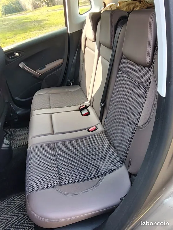 Peugeot 2008 2013 photo 3