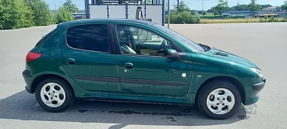 Peugeot 206 2001 photo 4