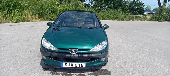 Peugeot 206 2001 photo 2