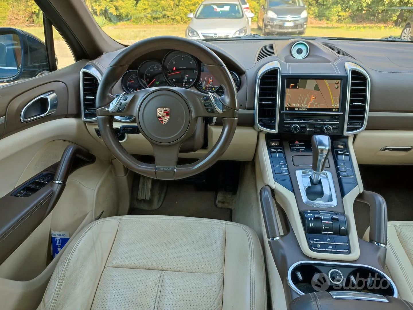 Porsche Cayenne 2011 photo 3