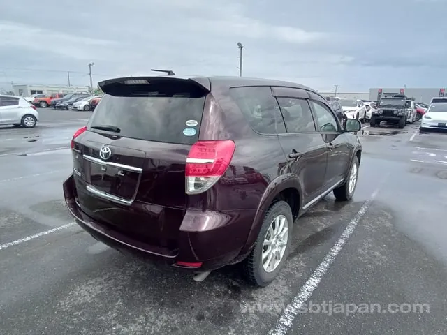 Toyota Vanguard 2010 photo 4