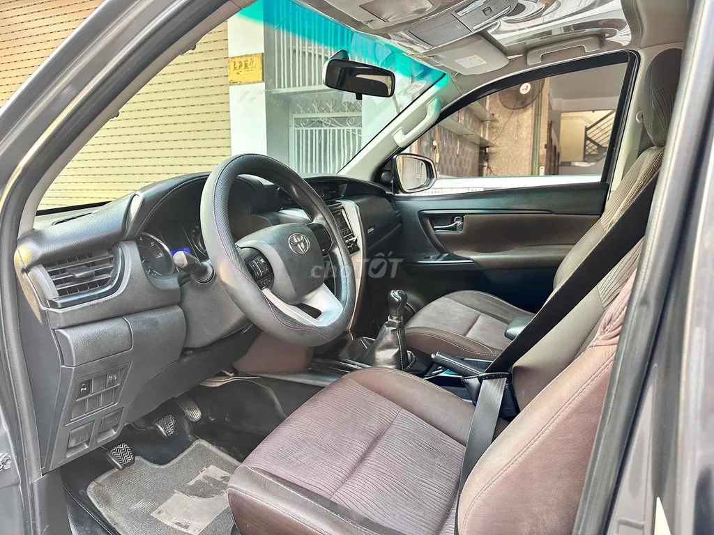 Toyota Fortuner 2017 photo 5
