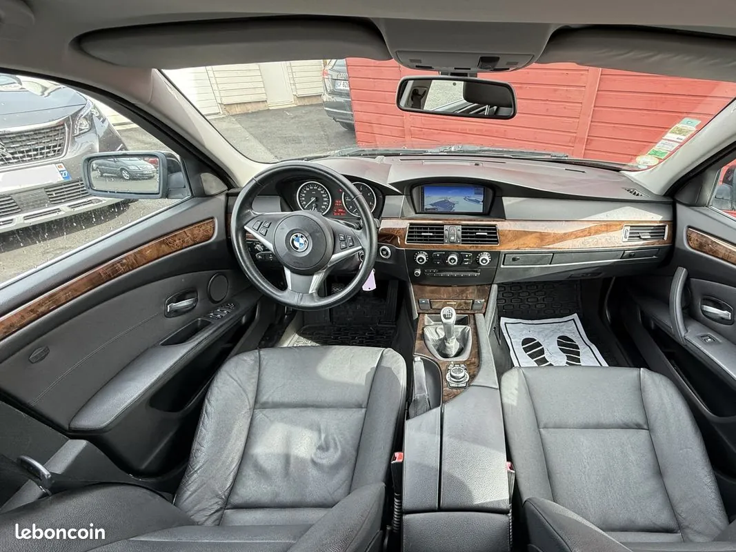 BMW 5 Series 2009 photo 3