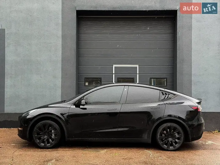 Tesla Model Y 2021 photo 4