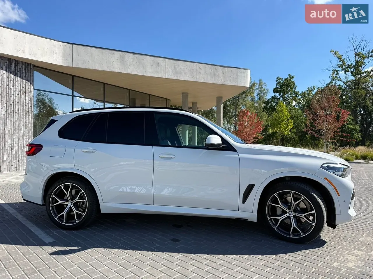 BMW X5 2019 photo 2
