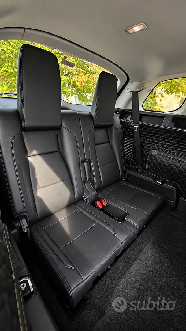 Land Rover Discovery Sport 2020 photo 5