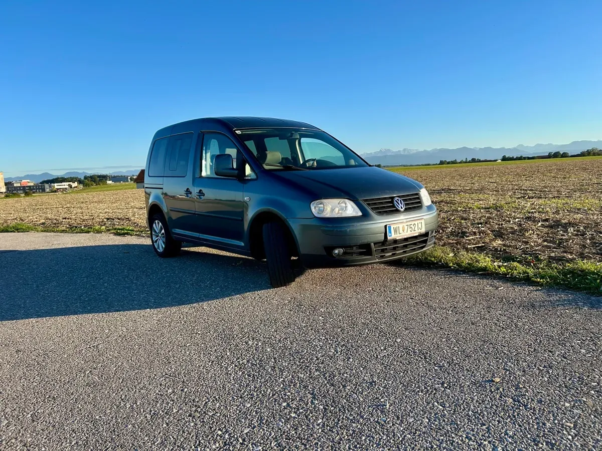 Volkswagen Caddy 2008 photo 2