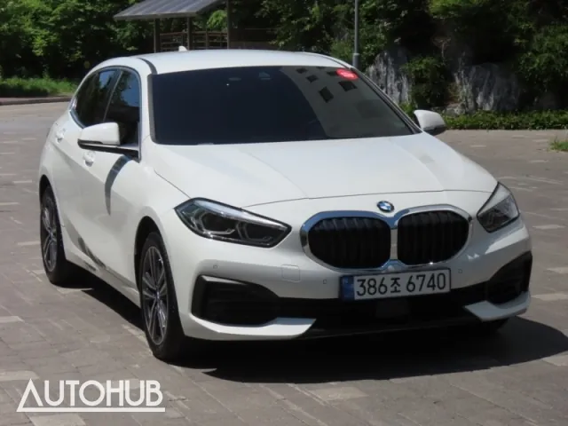 BMW 1 Series 2022 photo 2