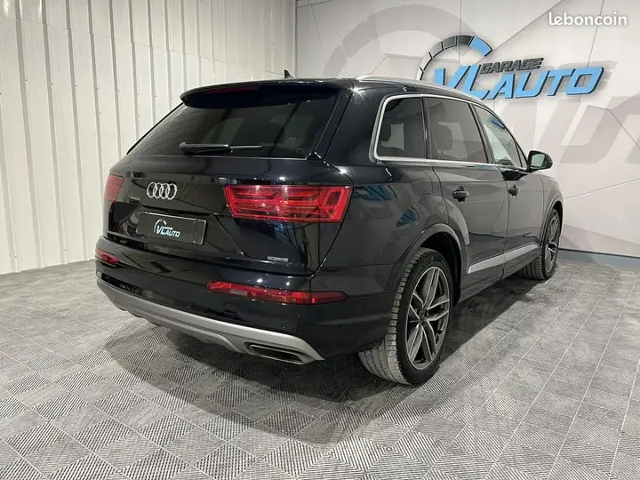Audi Q7 2016 photo 5