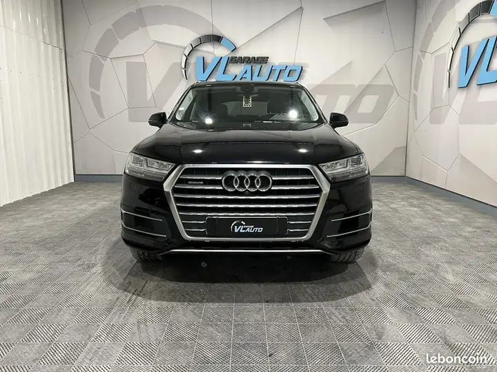 Audi Q7 2016 photo 2