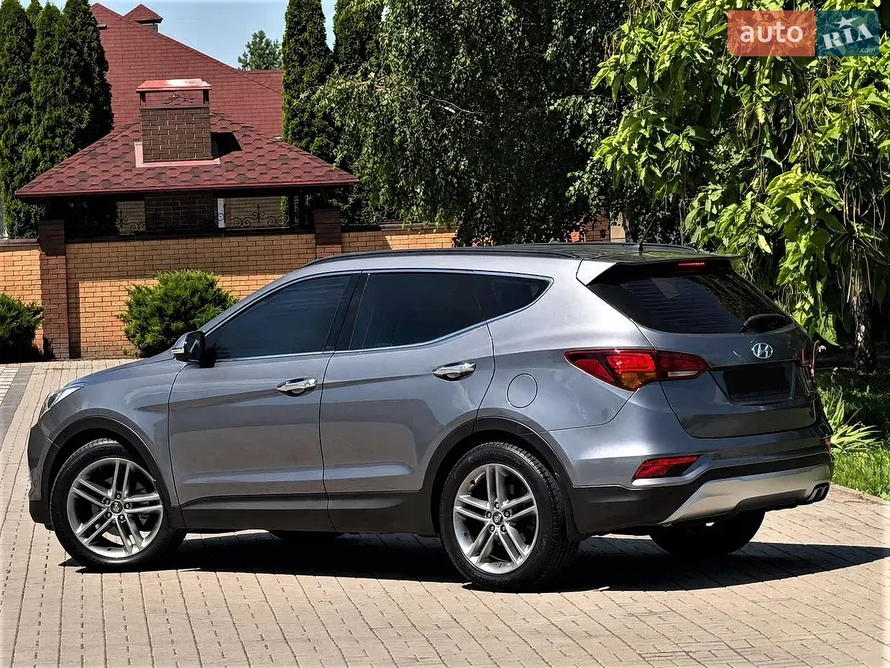 Hyundai Santa Fe 2016 photo 3