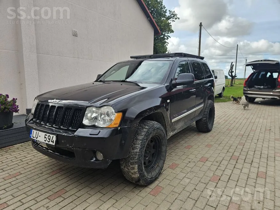 Jeep Grand Cherokee 2010 photo 2