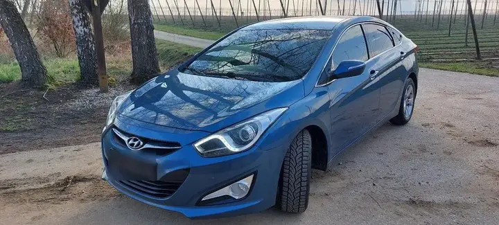 Hyundai I40