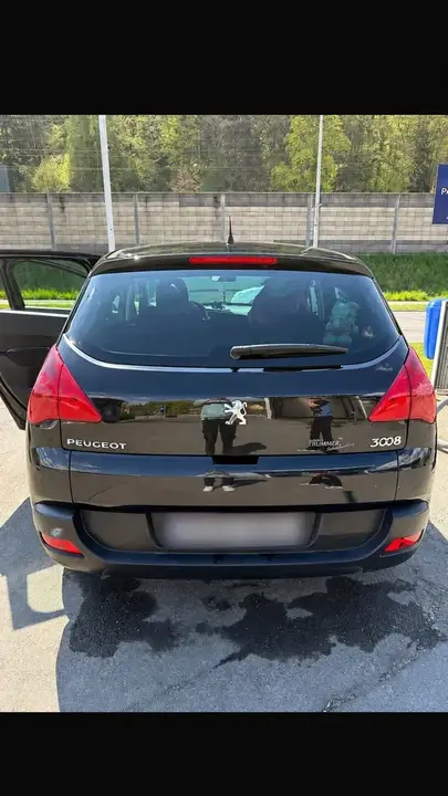Peugeot 3008 2010 photo 2