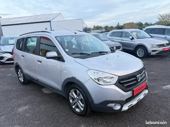 Dacia Lodgy 2016 photo 2