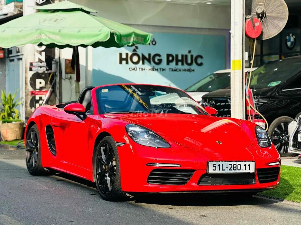 Porsche 718