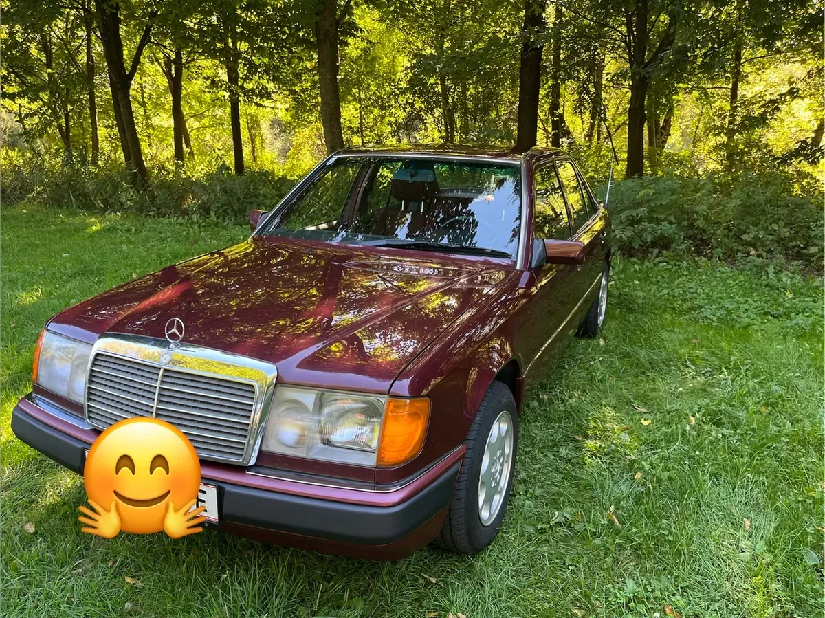 Mercedes-Benz E-Class 1991 photo 2