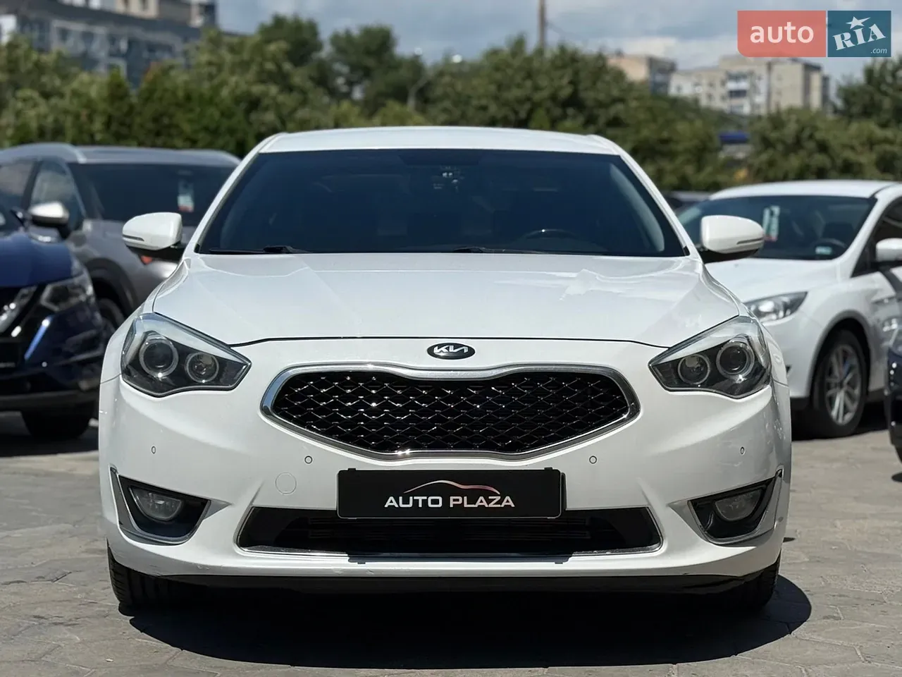 Kia K7 2013 photo 3