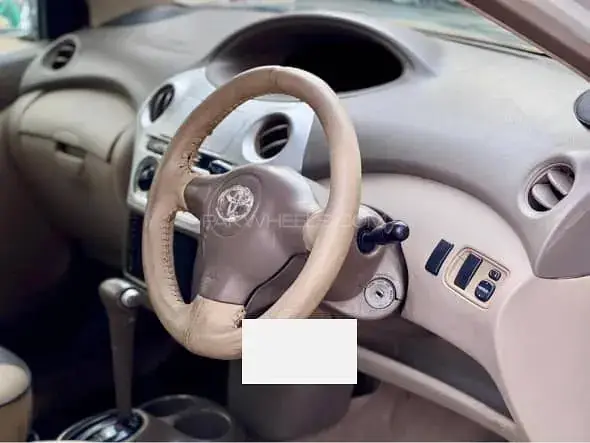 Toyota Platz
