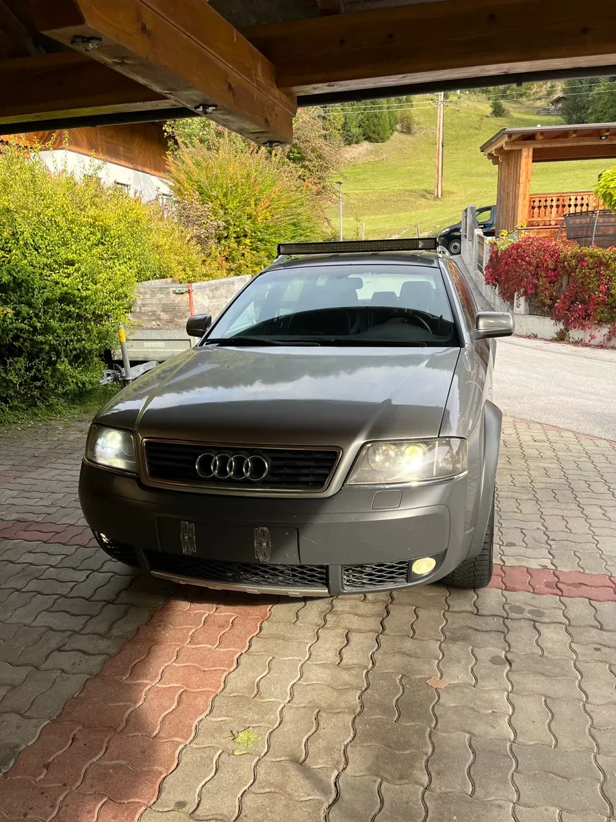 Audi A6 Allroad 2002 photo 2