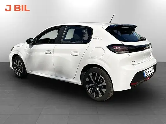Peugeot 208 2025 photo 3