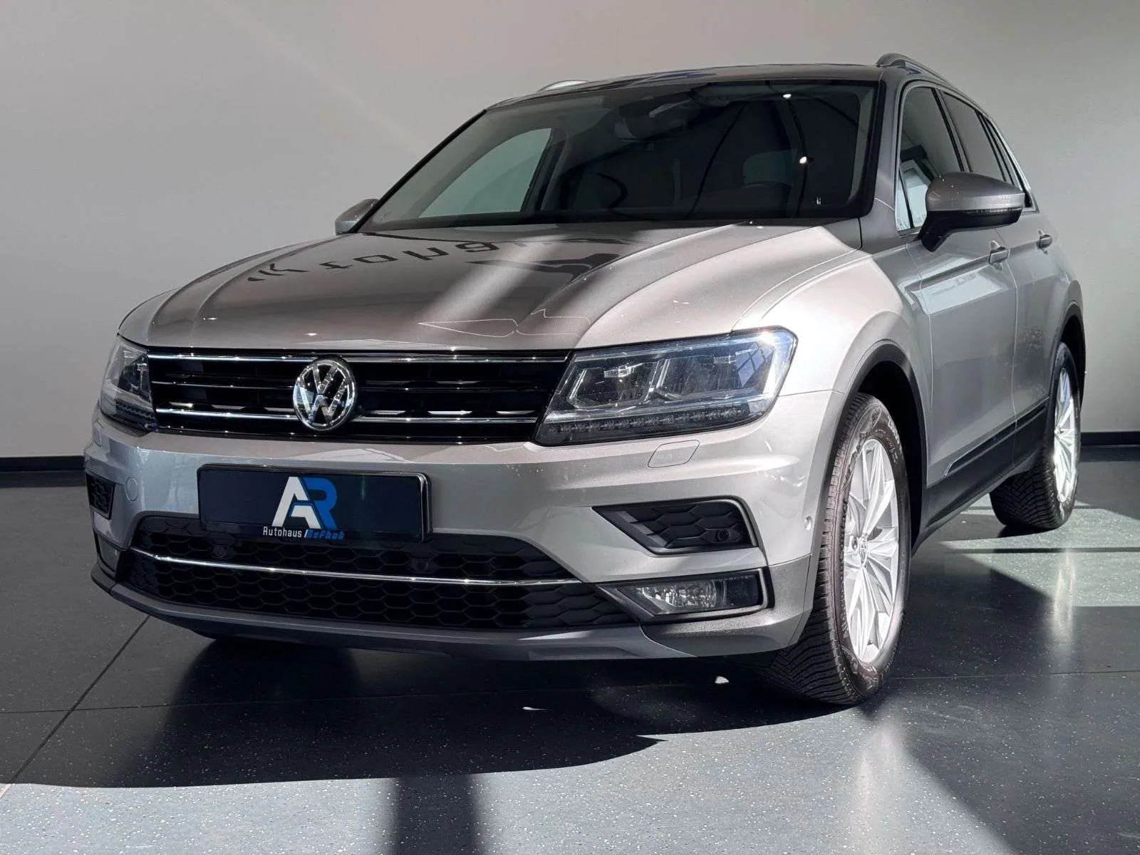 Volkswagen Tiguan 2017 photo 2