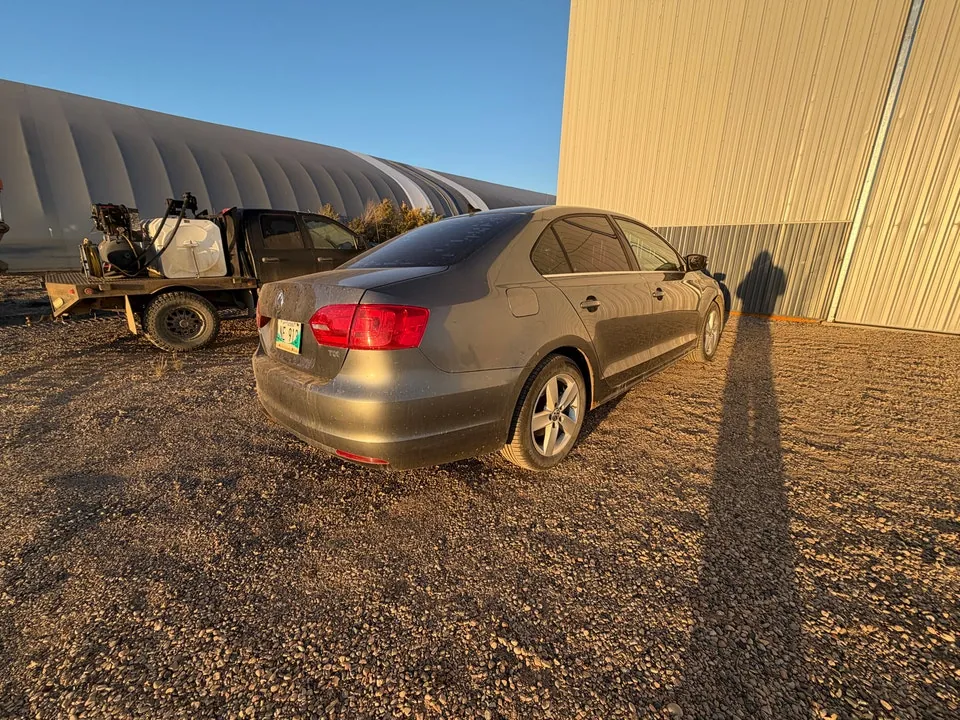 Volkswagen Jetta 2012 photo 4