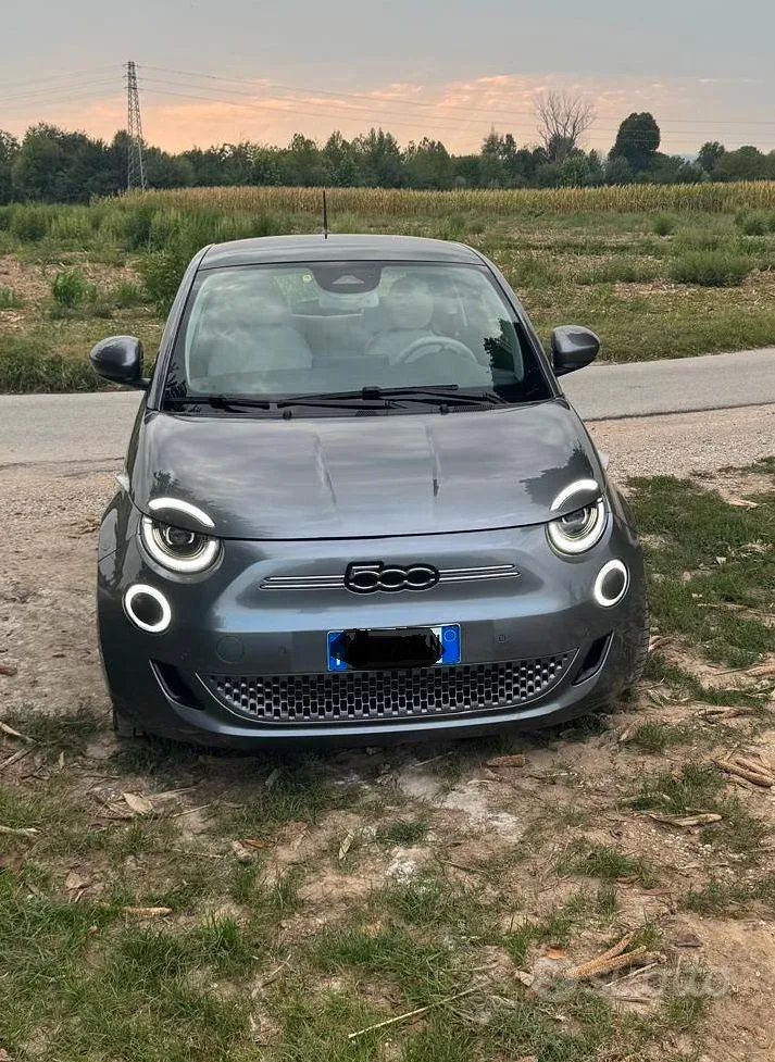 Fiat 500E