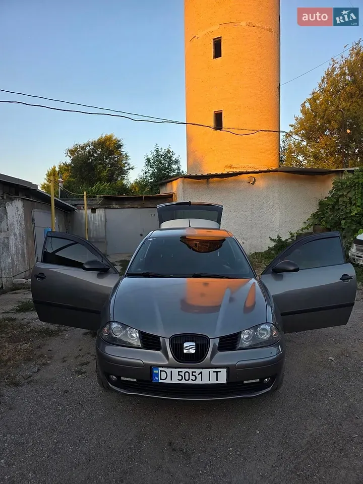 Seat Ibiza 2003 photo 5