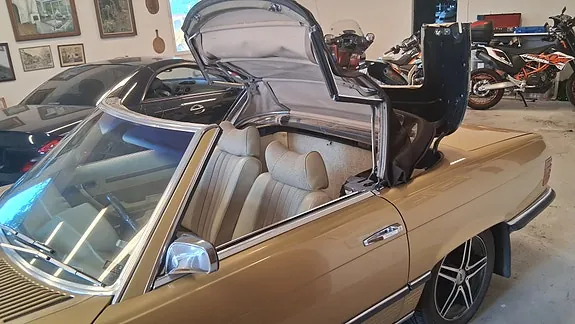Mercedes-Benz 350 Sl 1973 photo 2