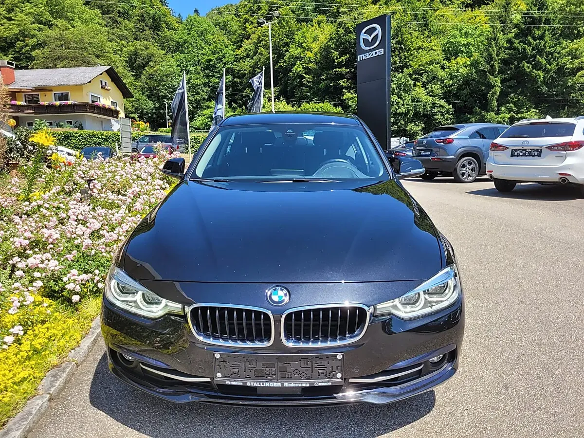 BMW 3 Series 2018 photo 3