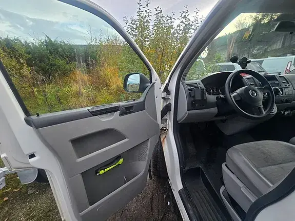 Volkswagen Transporter 2012 photo 4