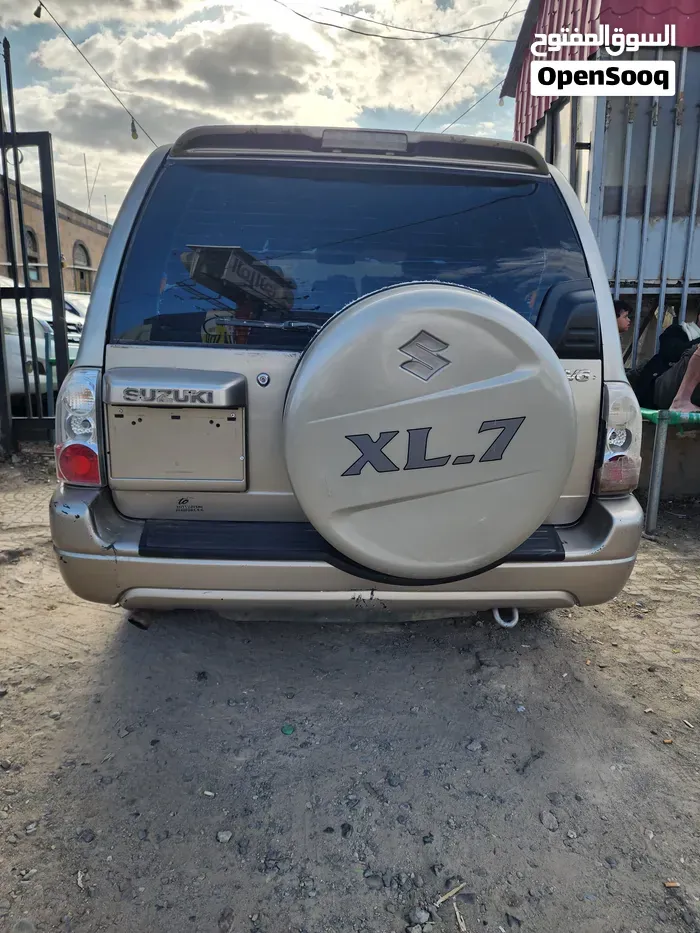 Suzuki Xl7