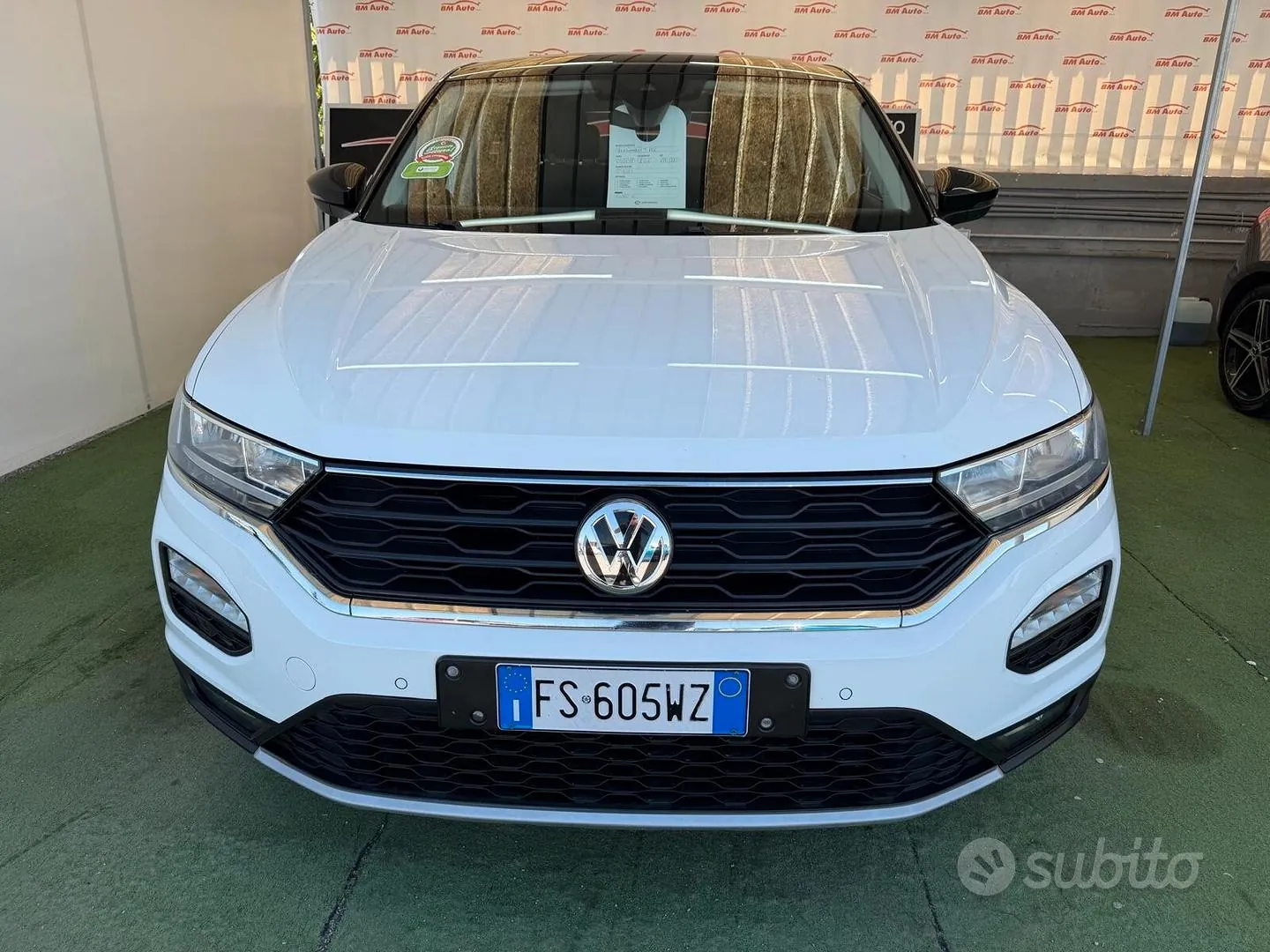 Volkswagen T-Roc 2019 photo 2