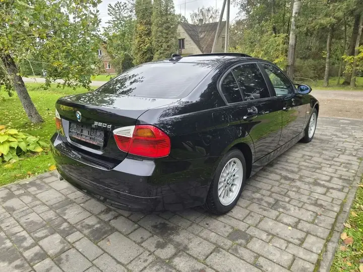BMW 320D 2008 photo 4