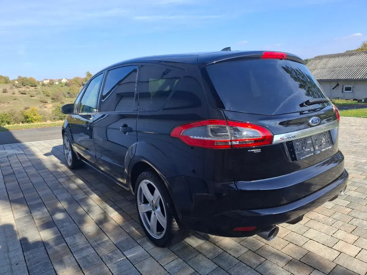 Ford S-Max 2013 photo 3
