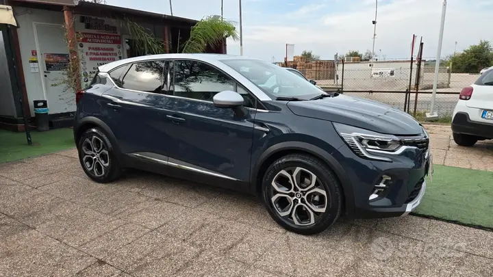 Renault Captur 2022 photo 4