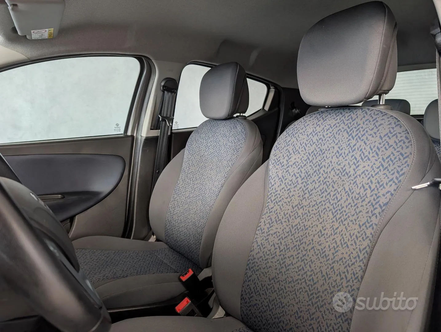 Lancia Ypsilon 2023 photo 5
