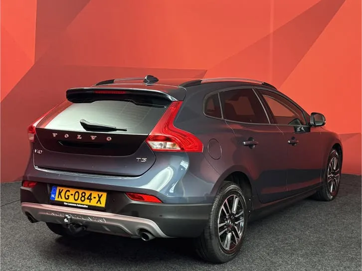 Volvo V40 2016 photo 2