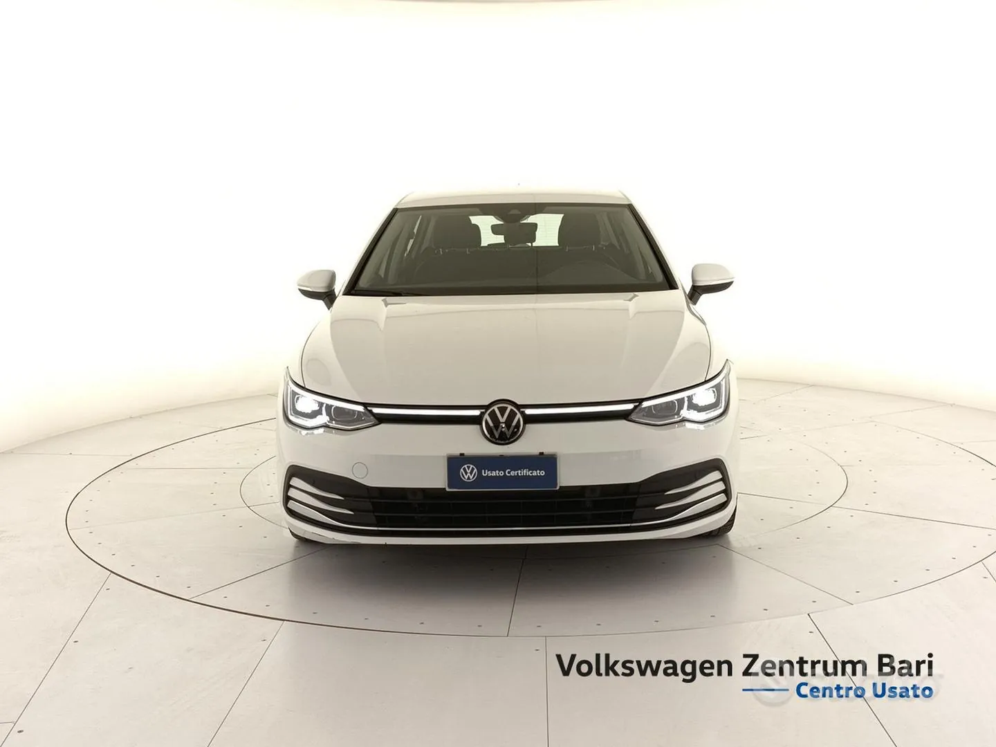 Volkswagen Golf 2023 photo 3