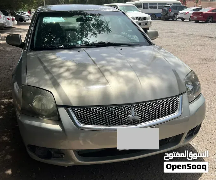Mitsubishi Galant 2011 photo 4